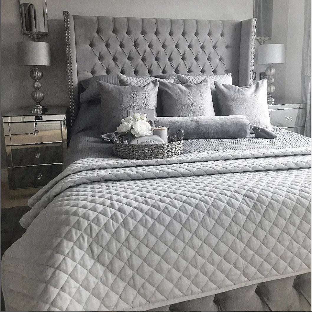 Kingsize Bed Frame - Chesterfield Ambassador Wingback Bed Frame With Mattress